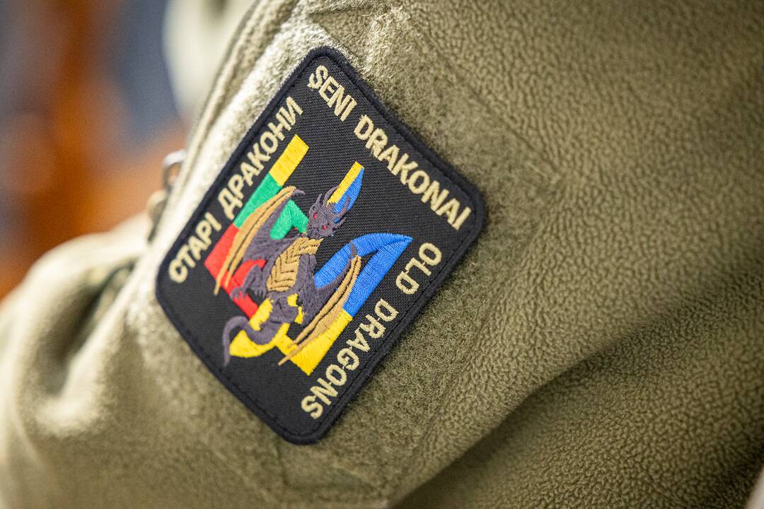Aviacijos muziejuje savanoriai dalijosi patirtimi Ukrainoje