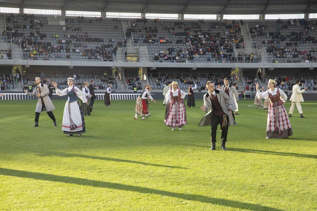 Kauno S. Dariaus ir S. Girėno stadione įvyko Lietuvos ir FIFA futbolo legendų rungtynės