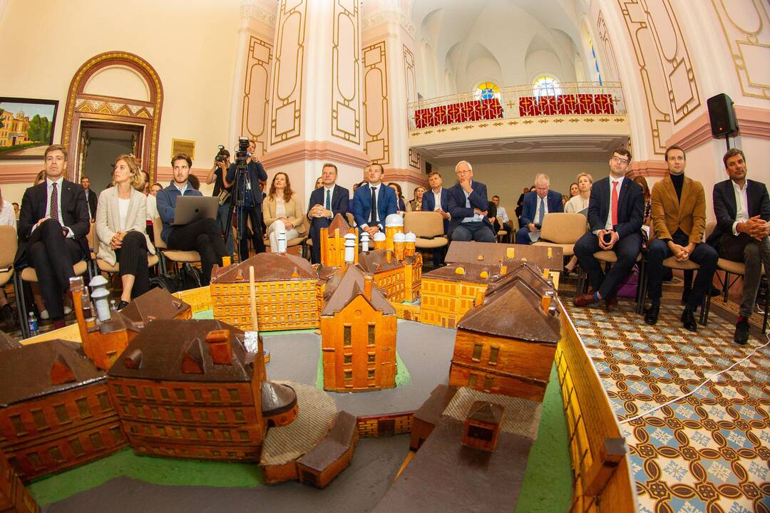 Diskusija dėl Lukiškių kalėjimo