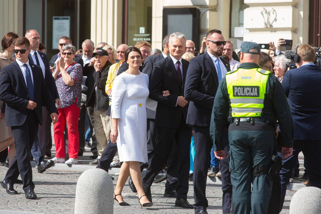 G. Nausėda apsilankė prie J. Basanavičiaus paminklo