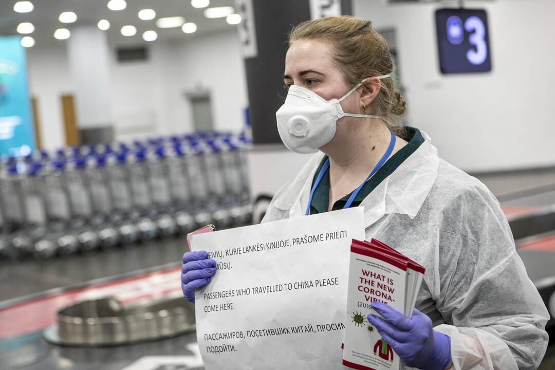 Dėl viruso Vilniaus oro uoste tikrinami žmonės