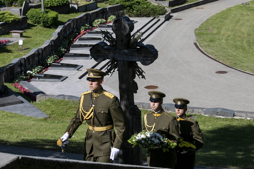 Minimos A. Brazausko dešimtosios mirties metinės