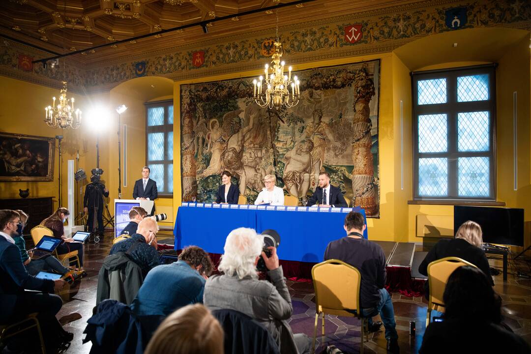 Partijų spaudos konferencijos