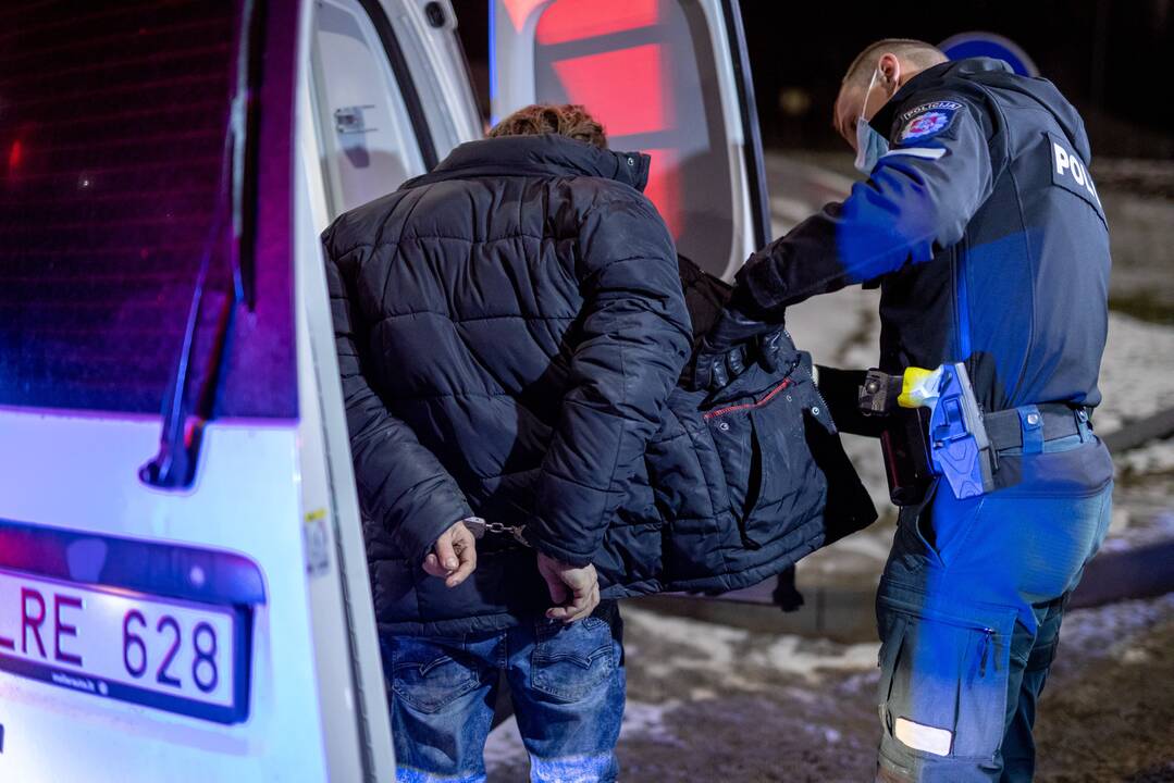 Sulaikant neblaivų smurtautoją, Biržuose nukentėjo du policininkai