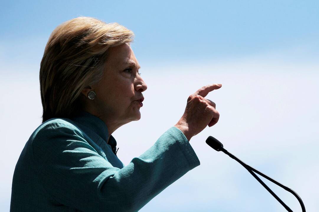 H. Clinton nebus pateikti jokie kaltinimai dėl elektroninio pašto