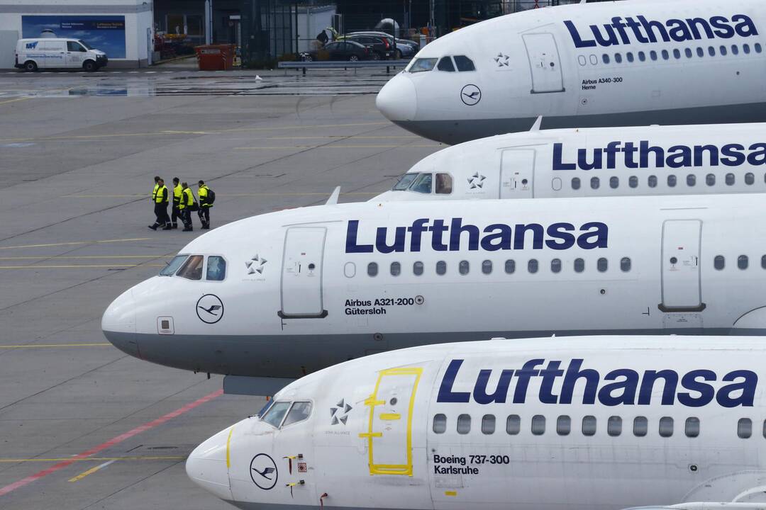 „Lufthansa“ planuoja įsigyti „Boeing 737 MAX“ arba „Airbus A320neo“ 