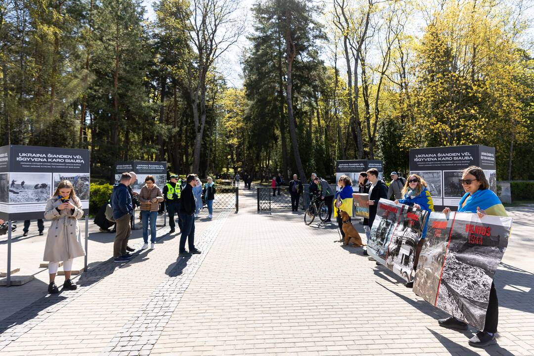 Vilniaus Antakalnio kapinės gegužės 9-ąją