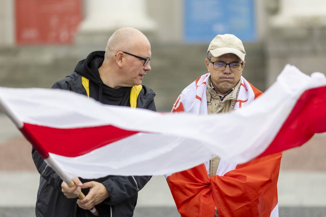 Protesto akcija prieš nacionalinių mokyklų uždarymą Baltarusijoje