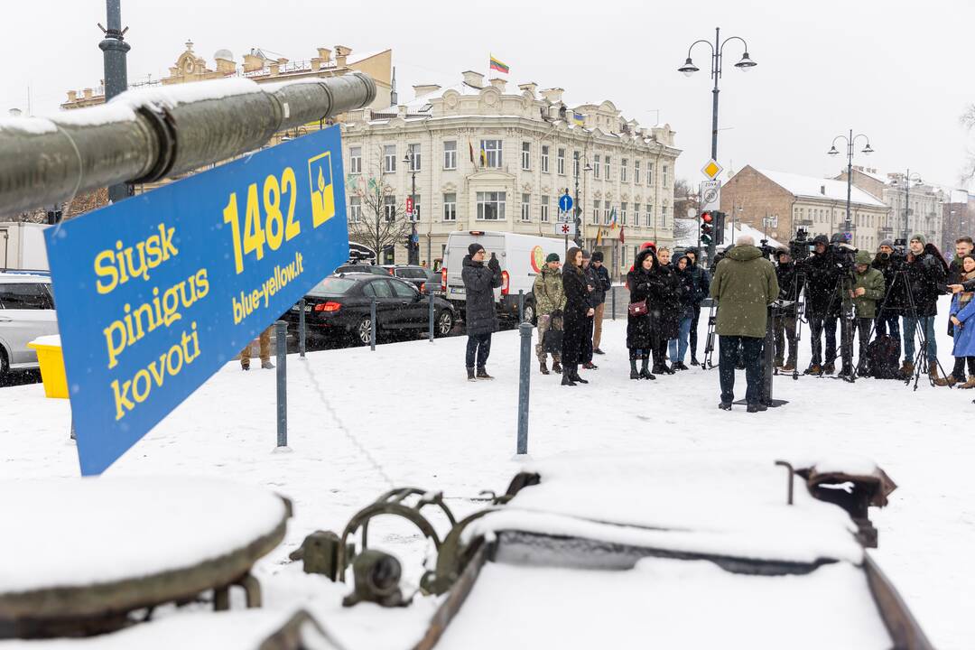 Vilniuje eksponuojamas ukrainiečių sunaikintas rusiškas tankas