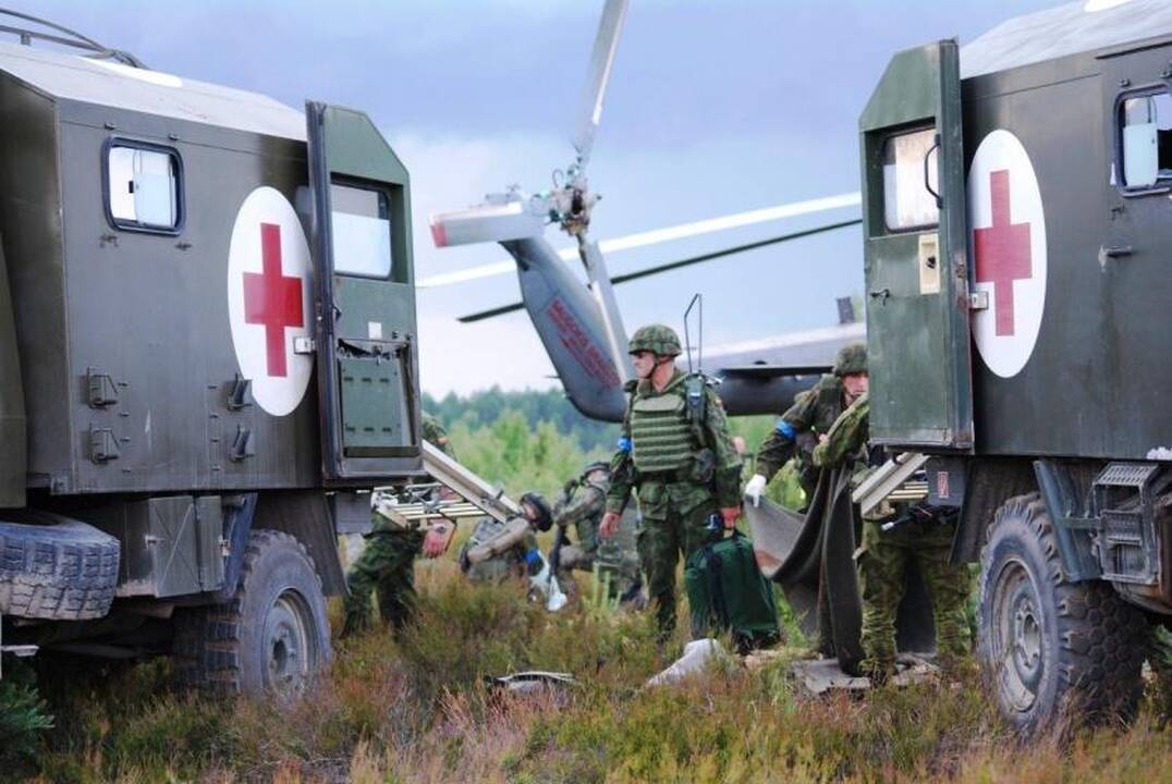 Į Ukrainą su JAV kariais vyksta trys Lietuvos kariuomenės paramedikai