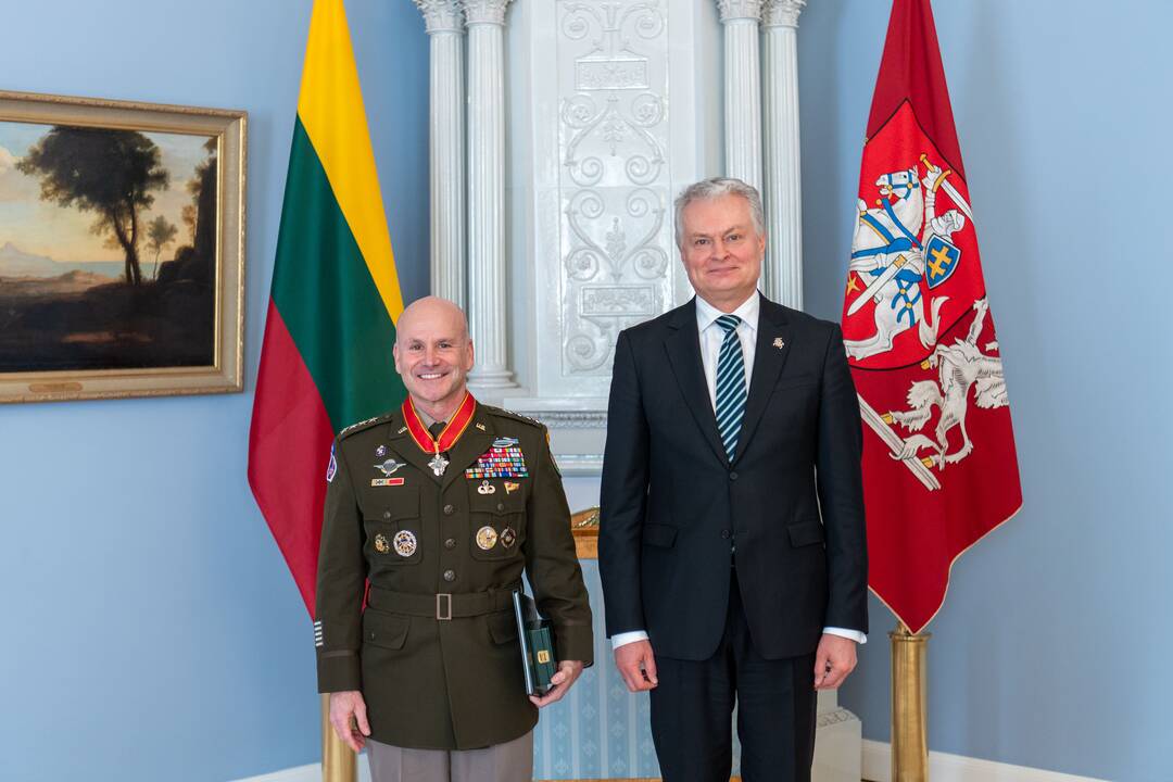 G. Nausėda susitiko su sąjungininkų pajėgų Europoje vadu Ch. G. Cavoli