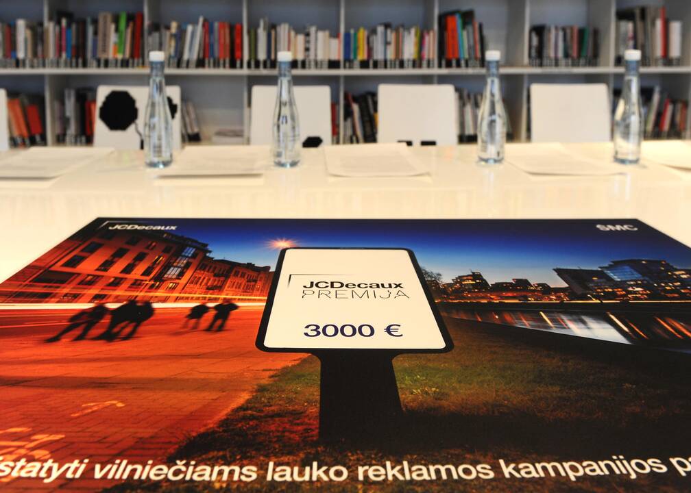 Įteikta „JCDecaux premija“