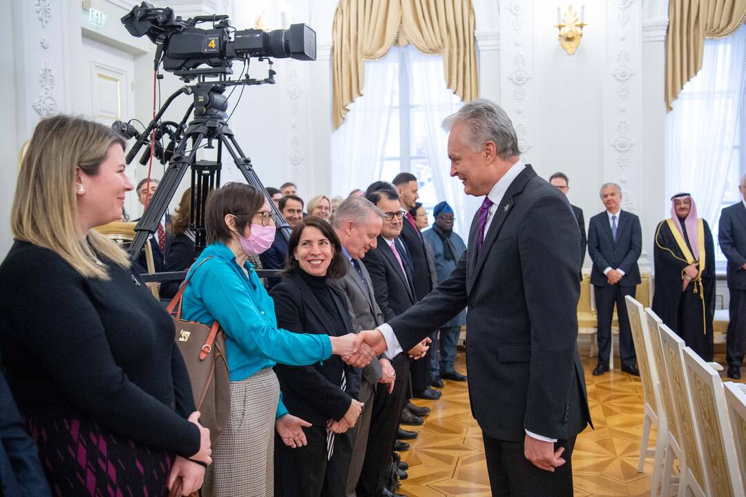 Prezidentas susitiko su užsienio ambasadoriais