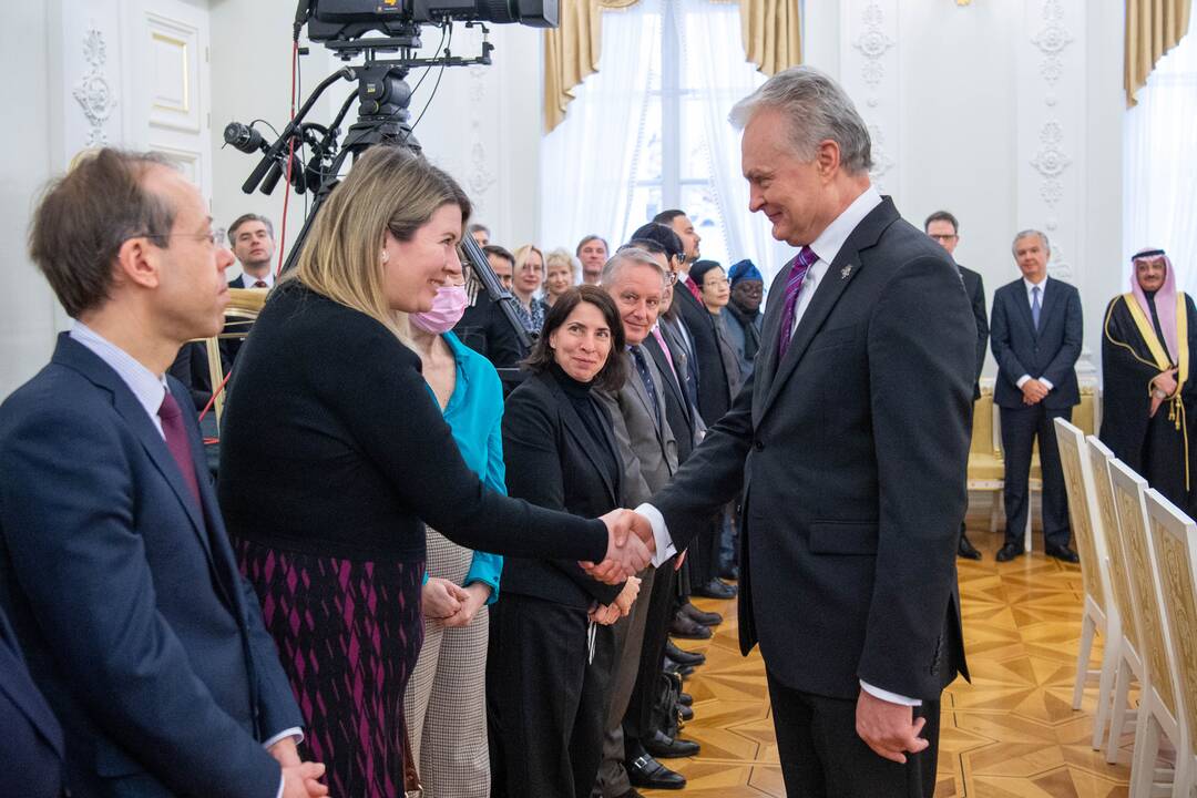 Prezidentas susitiko su užsienio ambasadoriais