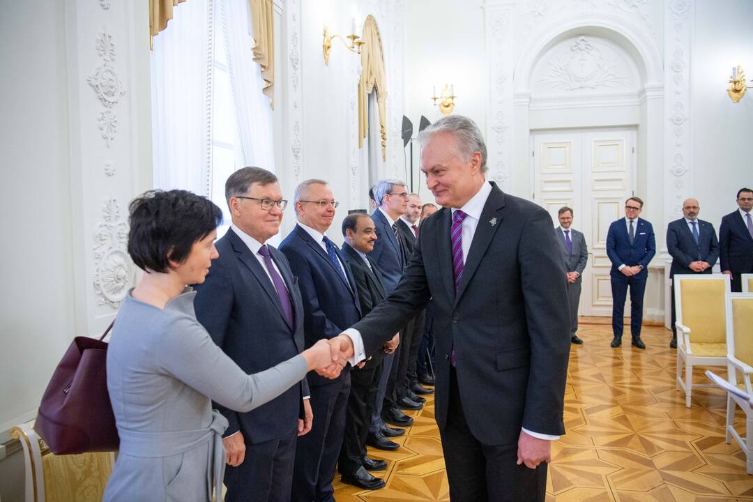 Prezidentas susitiko su užsienio ambasadoriais