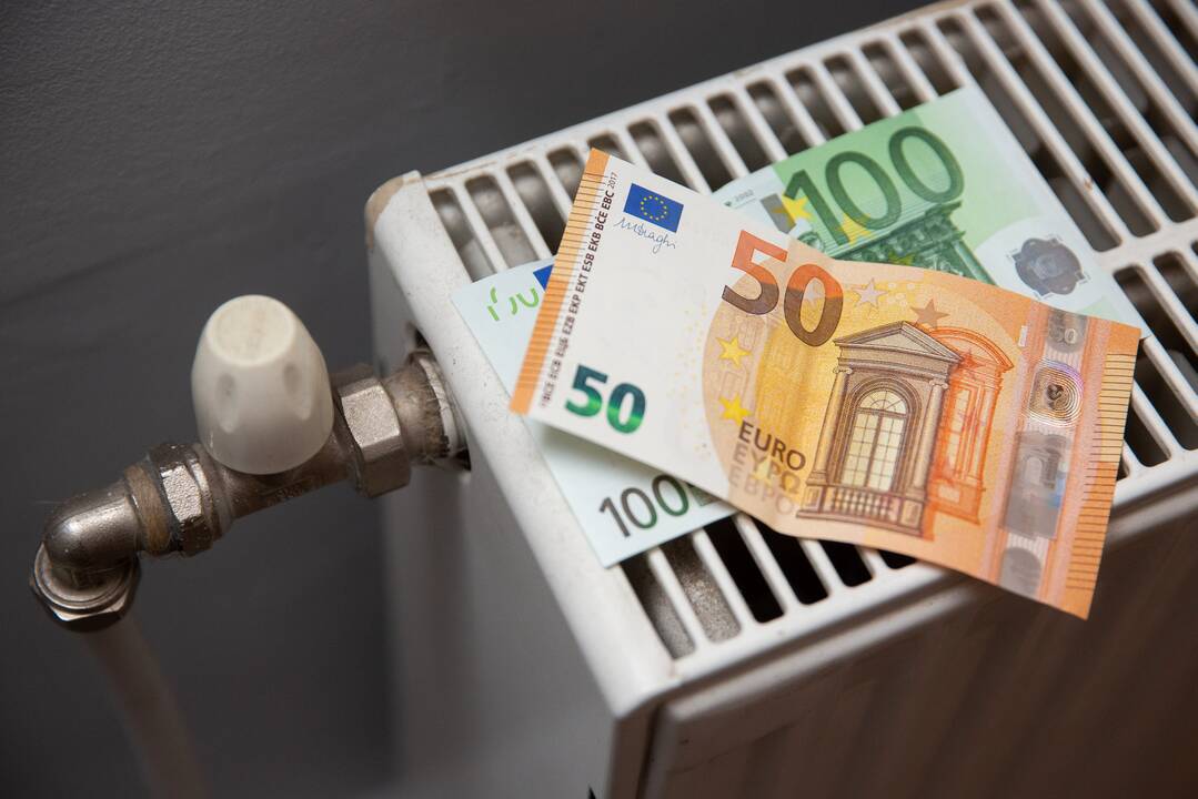 Žmonės sulaukė milžiniškų sąskaitų už šilumą: teks lįsti į skolas?