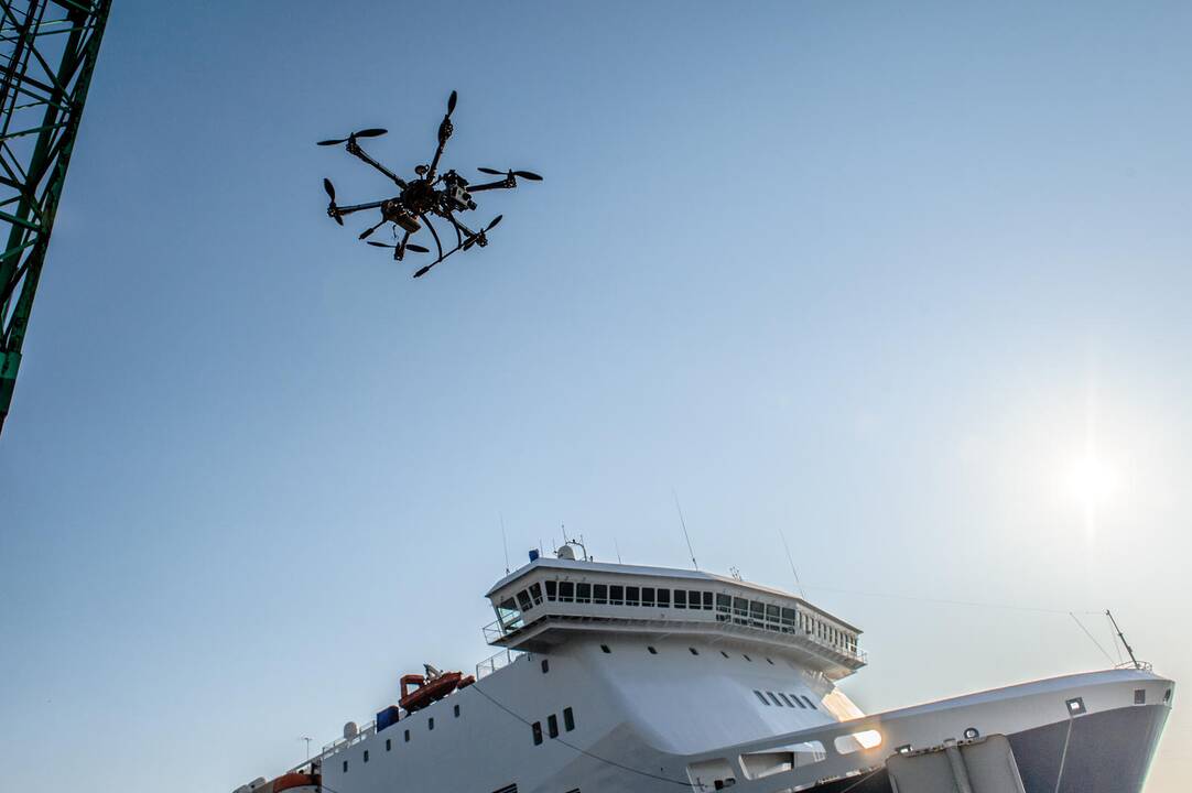 Bepiločiai orlaiviai Lietuvoje galės skraidyti ne visur