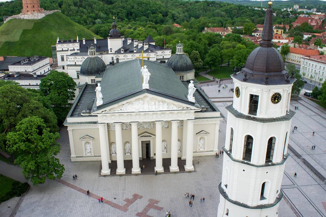 Vilnius dėkos Islandijai ir naktinės po kultūros renginius