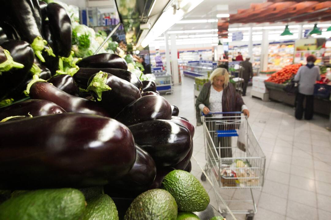 Kainas lemia sezoniniai svyravimai ir pirkėjų įpročių kaita