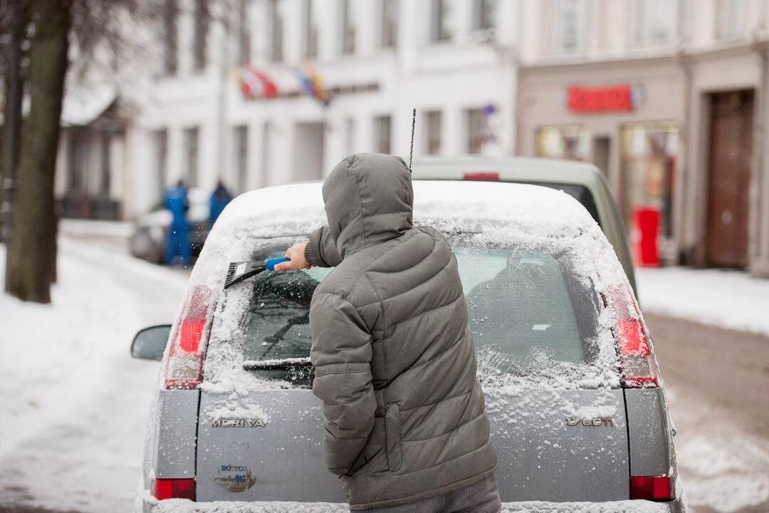 Du iš trijų Lietuvos vairuotojų rizikuoja patirti žiemiškų staigmenų