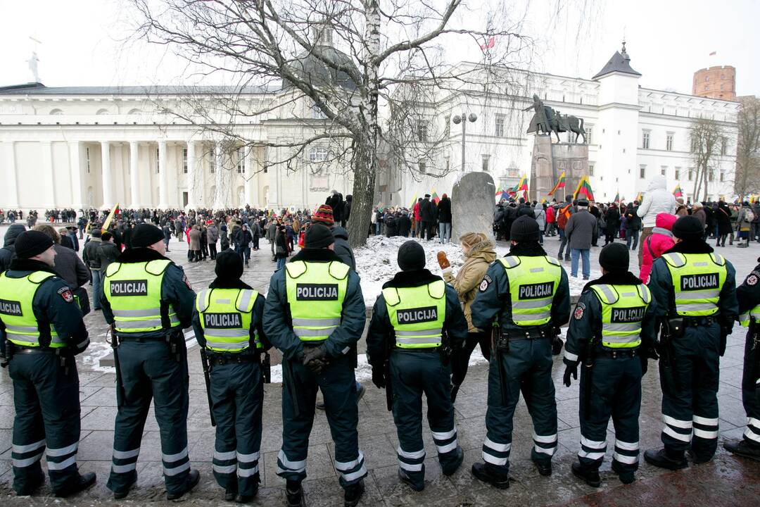 Pareigūnų profsąjunga kritikuoja Vidaus tarnybos statuto projektą