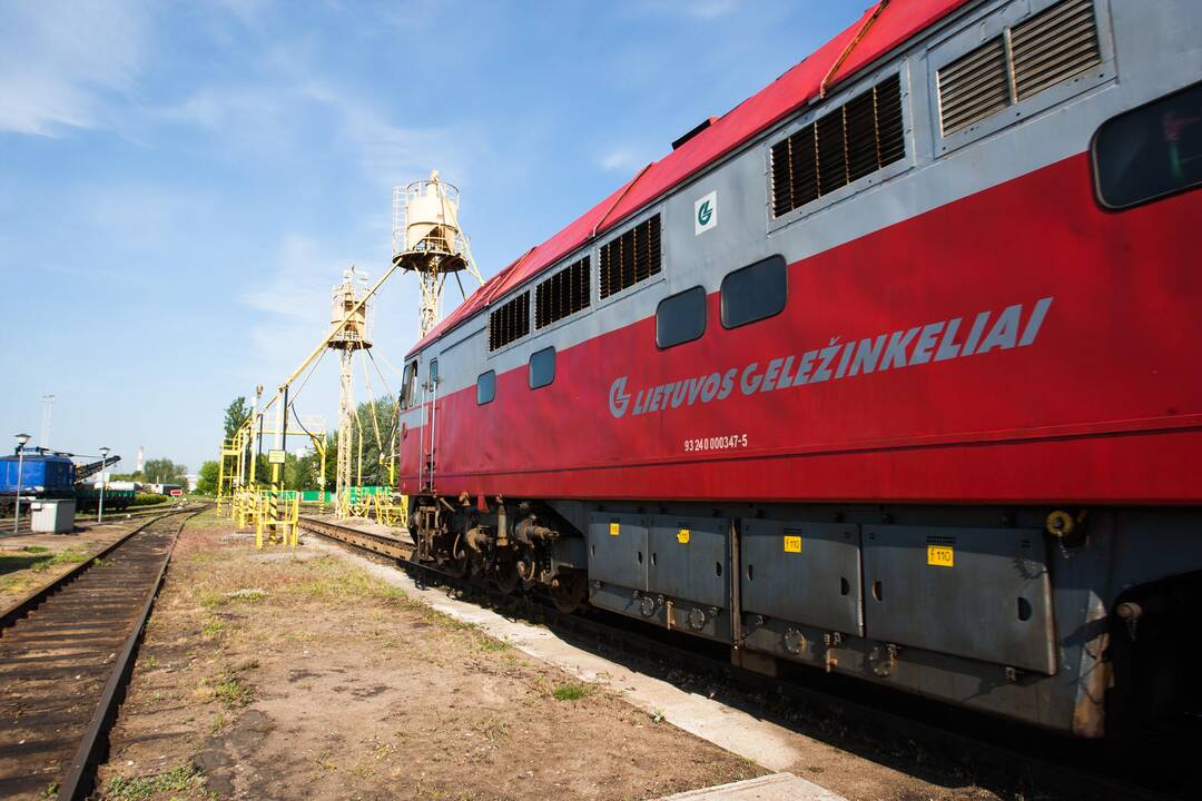 Daugiausia abejotinų „Lietuvos geležinkelių“ vidaus sandorių – su „Gelsauga“