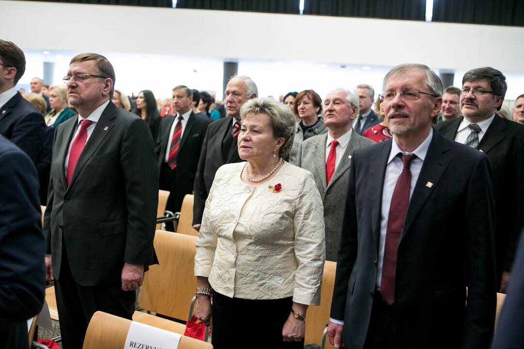 Ką dabar darys partiją palikę socialdemokratai?