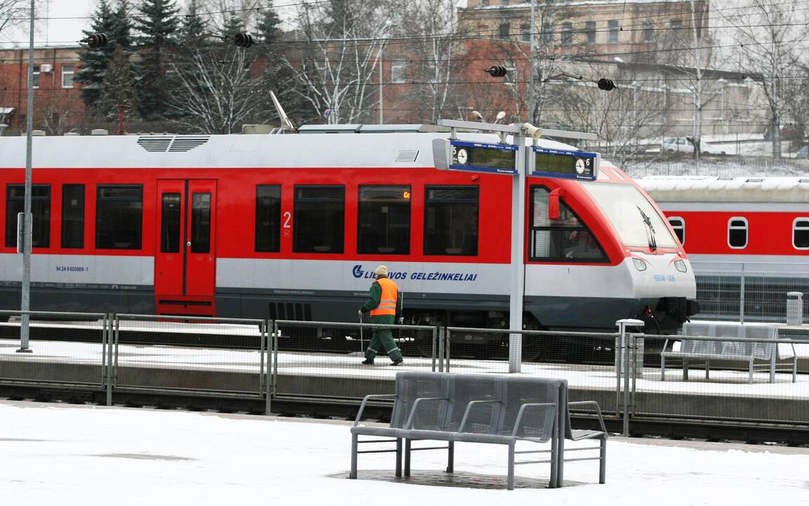 Dėl elektrifikacijos darbų keičiasi dalies traukinių tvarkaraščiai