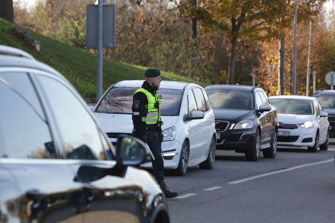 Vėlinės Joniškės kapinėse