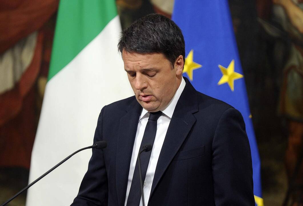 Pralaimėjęs referendumą Italijos premjeras M. Renzi atsistatydina