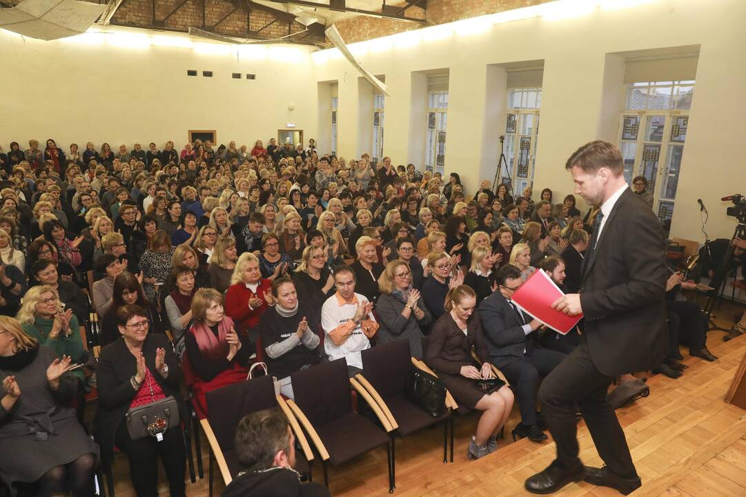 Streikuojančių mokytojų suvažiavimas