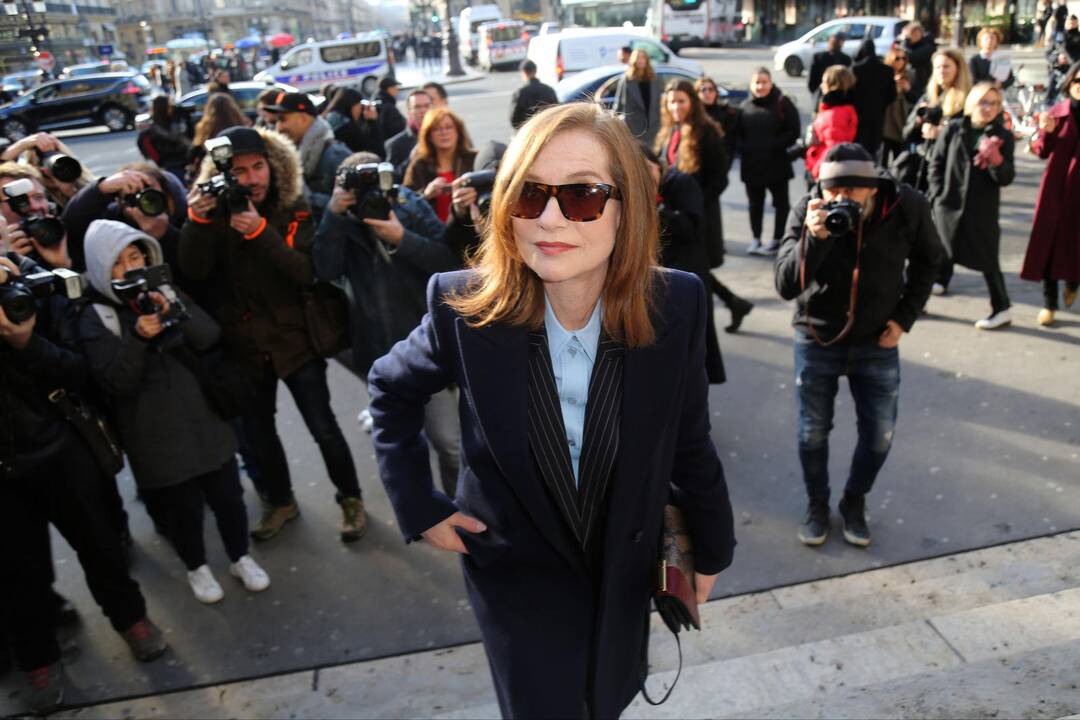 1955 m. gimė prancūzų aktorė Isabelle Huppert