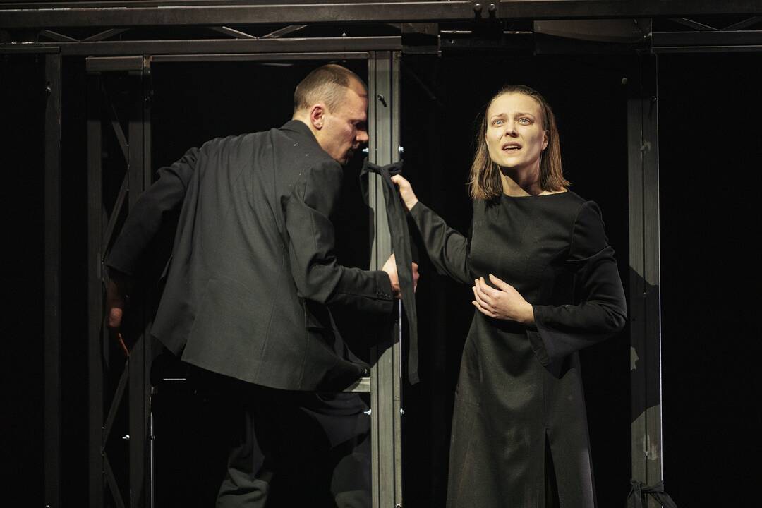 Nacionaliniame Kauno dramos teatre – premjera „Žemė“