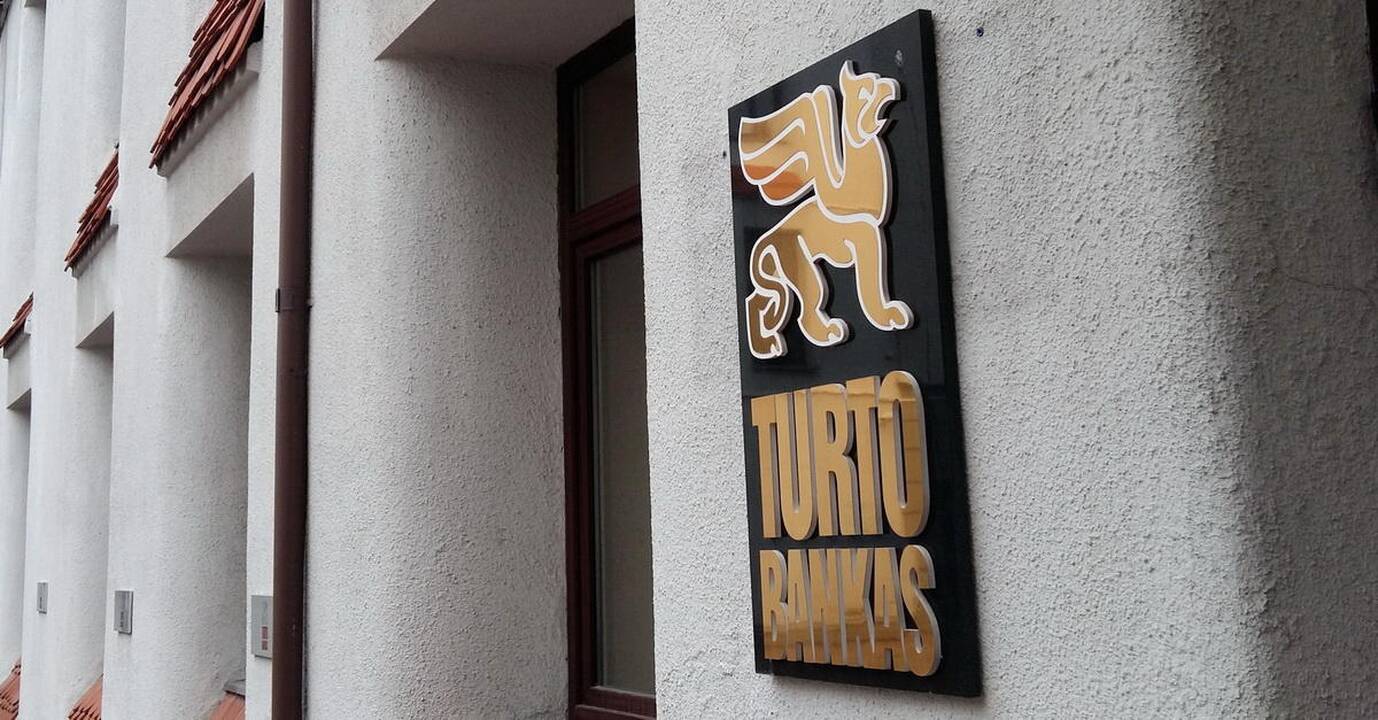 Turto bankas kaltinamas negebėjimu valdyti jam patikėto turto