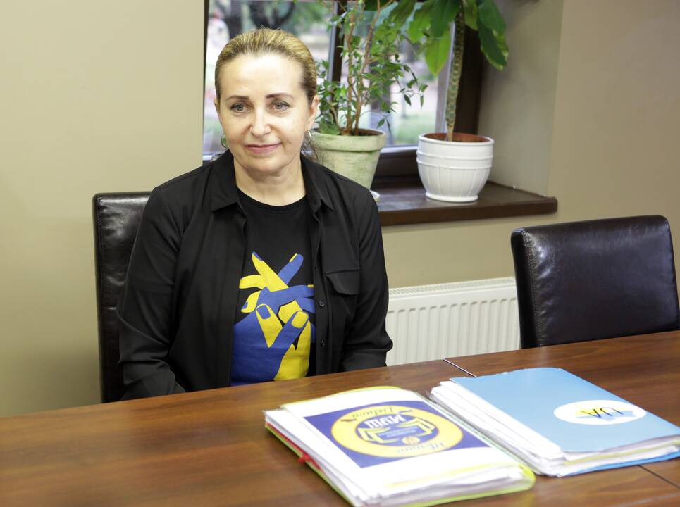 Viltys: Tarptautinės Ukrainos mokyklos Klaipėdos skyriui vadovaujanti A. Dirgėlienė prisipažino ir pati kelis mėnesius laukianti algos.