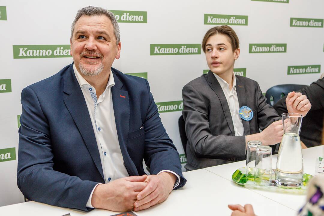 Vizitas: Tarptautinės Ukrainos mokyklos atstovai apsilankė ir „Kauno dienos“ redakcijoje.