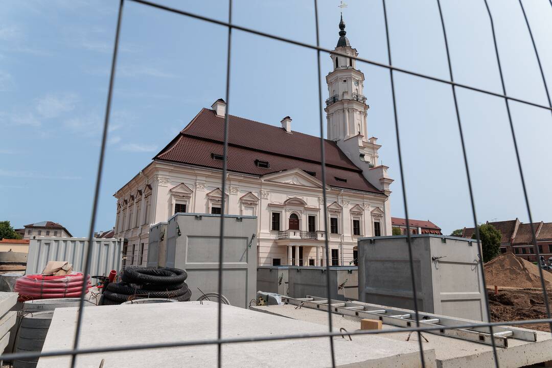 Pokyčiai: Rotušės aikštėje bus įrengta moderni apšvietimo sistema, kuri skleis daugiau šviesos.