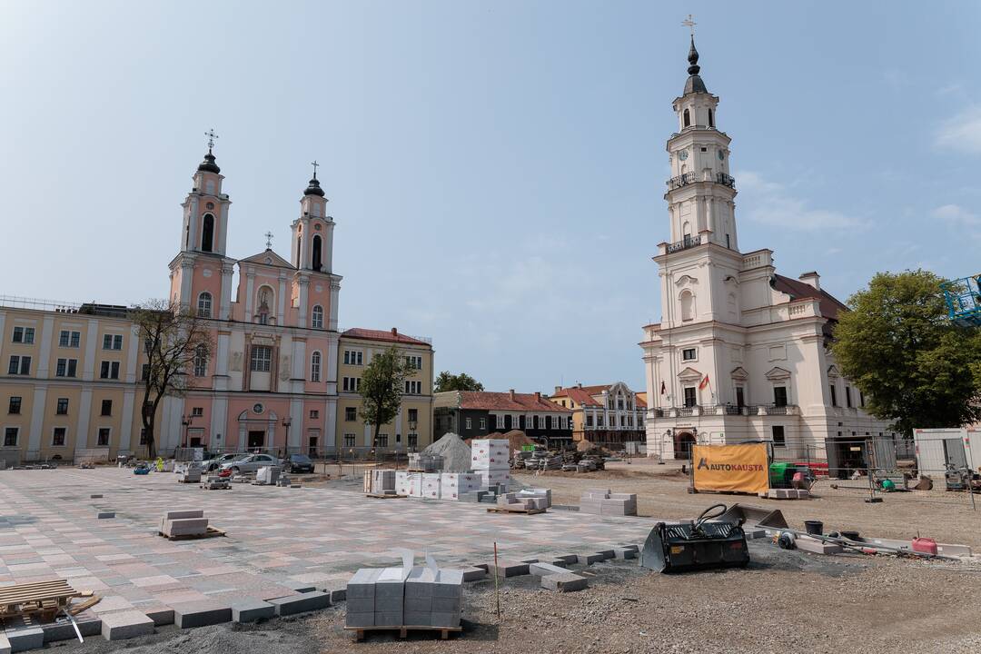 Pokyčiai: Rotušės aikštėje bus įrengta moderni apšvietimo sistema, kuri skleis daugiau šviesos.