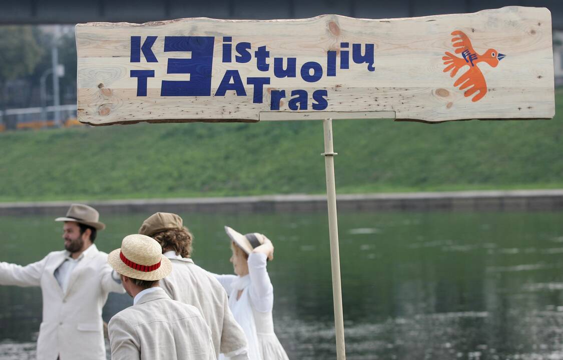 Keistuolių teatre – keturi nauji spektakliai suaugusiesiems 