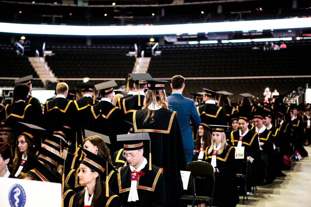 LSMU diplomų įteikimas