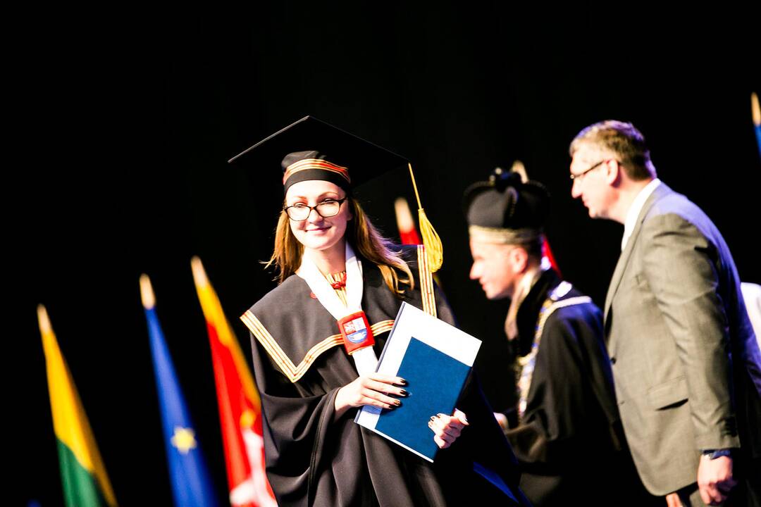LSMU diplomų įteikimas