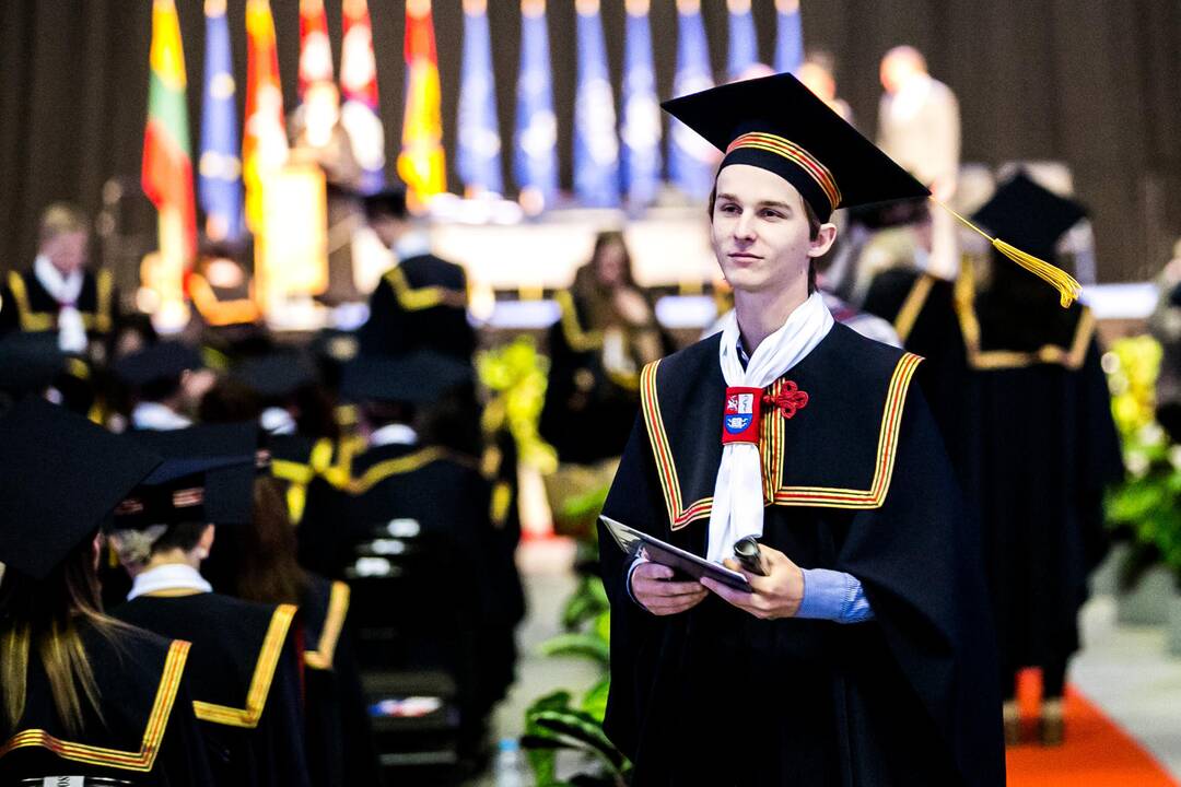 LSMU diplomų įteikimas