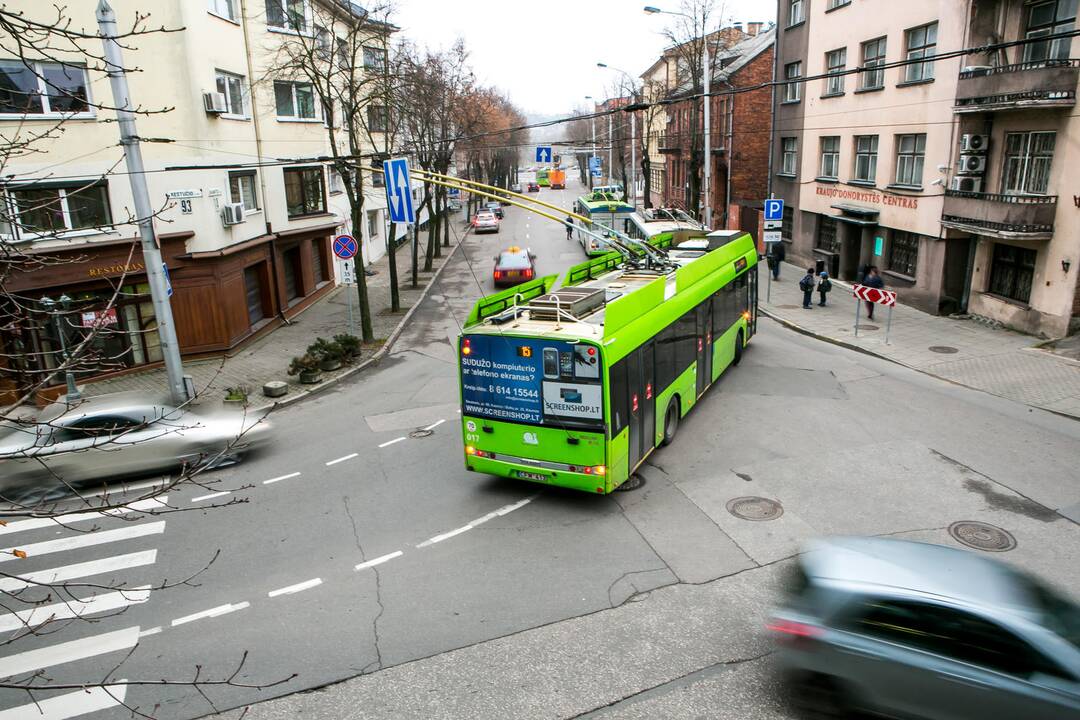 Kaune sutriko troleibusų eismas