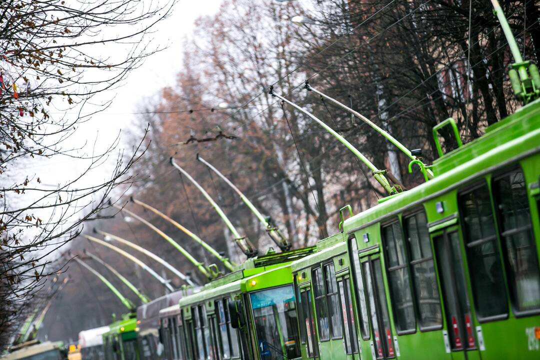 Kaune sutriko troleibusų eismas