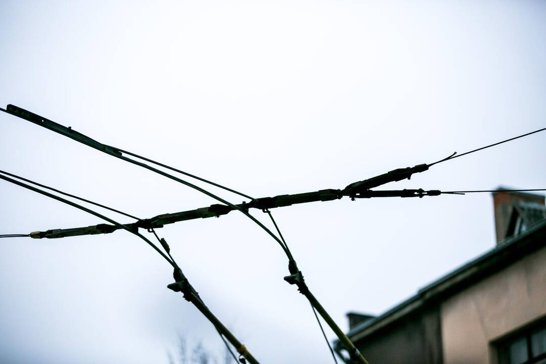 Kaune sutriko troleibusų eismas