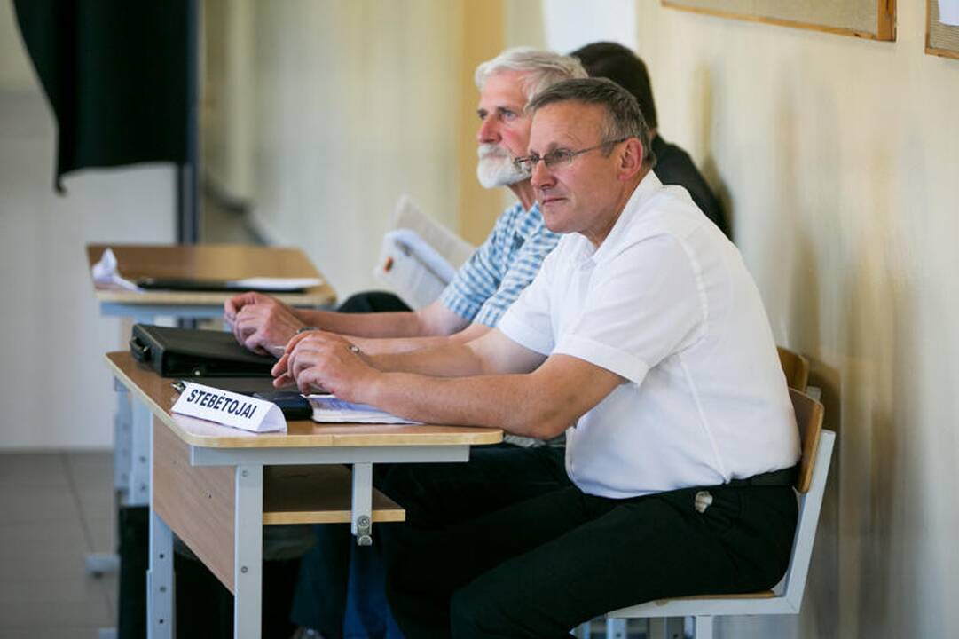 Kauniečiai balsuoja prezidento ir EP rinkimuose