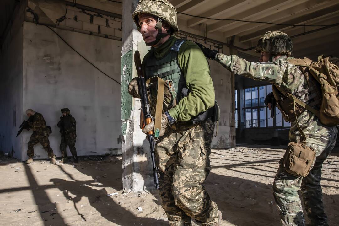 Dvidešimt aštuntoji karo Ukrainoje diena