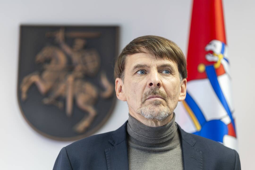 Muitinės departamente pristatytas tyrimas, kaip prabangūs automobiliai atsiduria Rusijoje