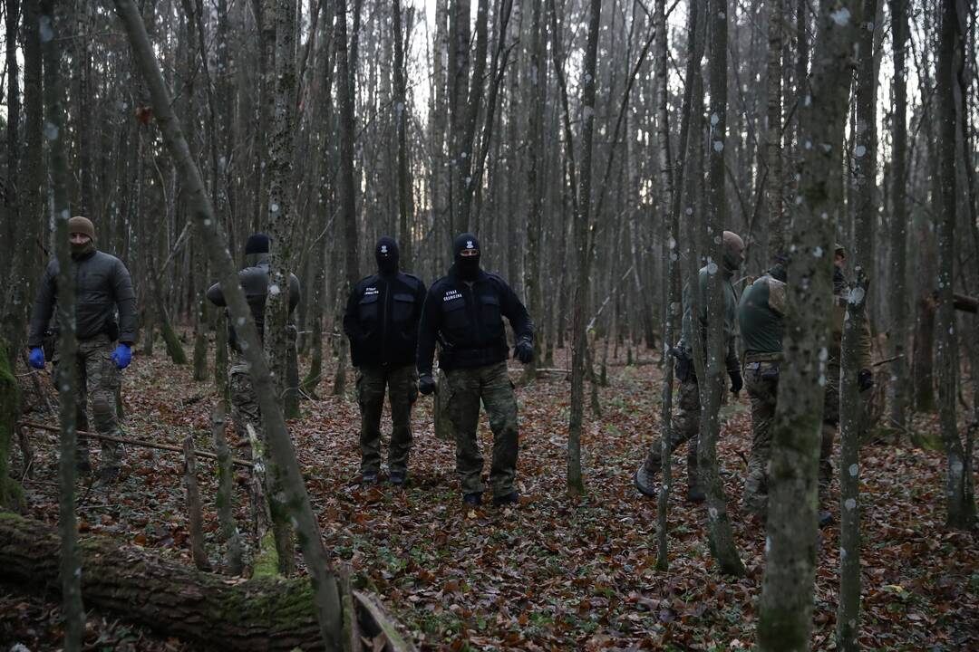 Migrantų naktis Baltarusijos-Lenkijos pasienyje