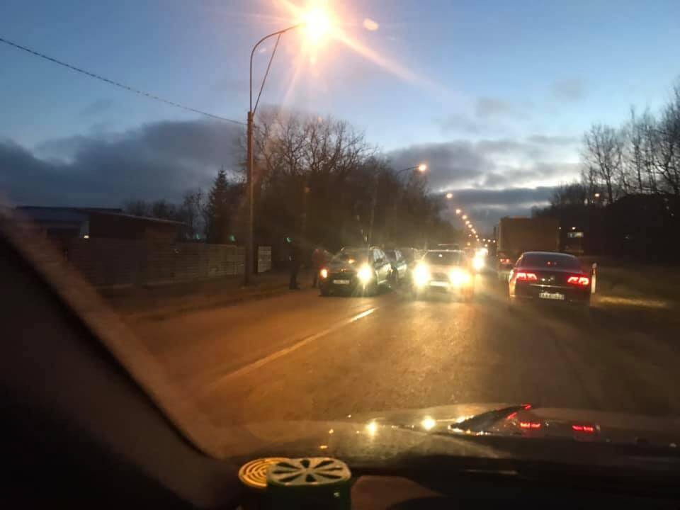 Masinė avarija Eišiškių plente: pareigūnai reguliuoja eismą
